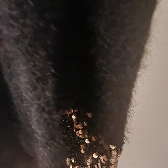 Cute Sparkle Black Sweater - Picture 5 of 5